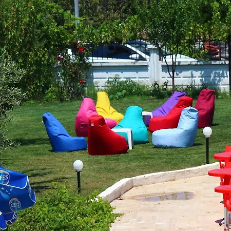 Our Place Ξενοδοχείο 3*